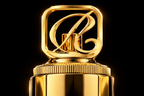 Momento Liquid Gold cap macro